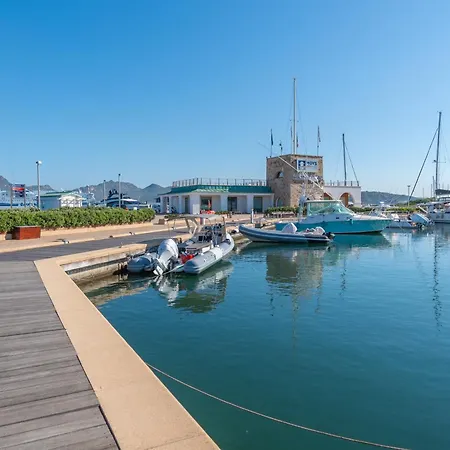 Апартаменти Tilly By Domusaway